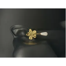 Golden Hibiscus & Pearl Drop